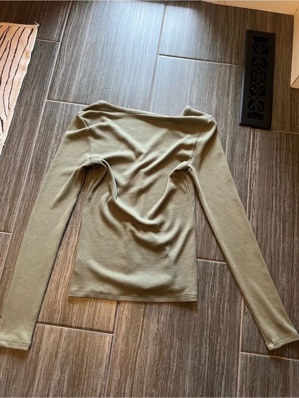 American Eagle Outfitters Olive V-Neck Waffle-Knit Button Sweater